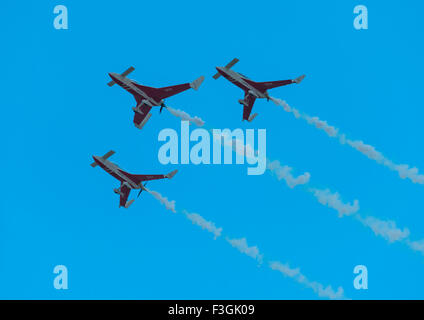 La Patrouille Reva,display team battant Acroez à Clacton Airshow.Ces appareils sont conçus par Burt Rutan Américain Banque D'Images