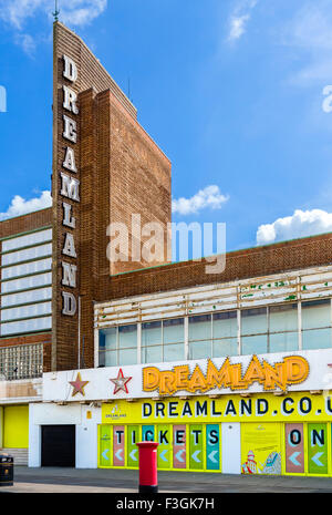 L'ancienne entrée de Dreamland (la nouvelle entrée est vers le bas d'une allée sur le côté), Margate, Kent, England, UK Banque D'Images