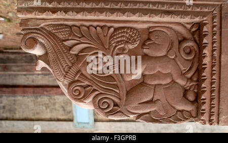 L'objet de sculpture sur bois à hanuman temple Kunkeshvar Devgadh ; Taluka District ; Sindhudurga ; Maharashtra Inde ; Banque D'Images