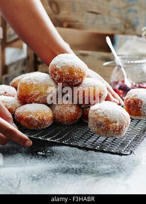 Rempli de confiture beignets, close-up Banque D'Images