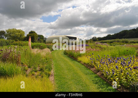 Voir le champ de Oudolf en juin, Hauser & Wirth, Bruton, Somerset. L'Angleterre. Banque D'Images