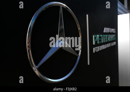 Sochi, Russie. 05Th Oct, 2015. Sport Automobile : Championnat du Monde de Formule 1 de la FIA 2015, Grand Prix de la Russie, de l'étoile Mercedes, Stern, Logo, photo : dpa Crédit d'alliance/Alamy Live News Banque D'Images