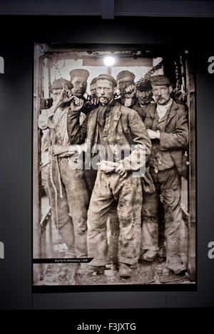 Photographie vintage de mineurs victoriens c.1890. Black Country Living Museum Dudley West Midlands Angleterre Royaume-Uni Banque D'Images
