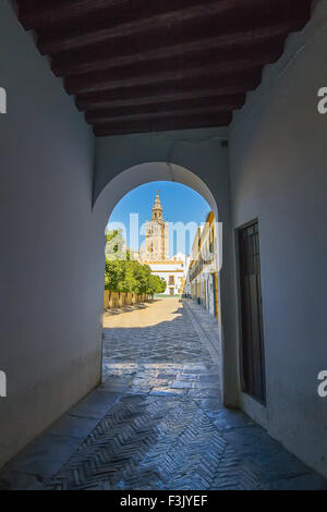 Arcades de la chaleur de la journée en ciudd Séville, Espagne Banque D'Images