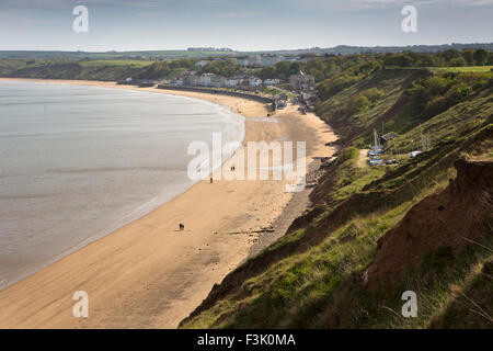 Royaume-uni, Angleterre, dans le Yorkshire East Riding, Filey, plage et de l'atterrissage Coble Brigg Banque D'Images