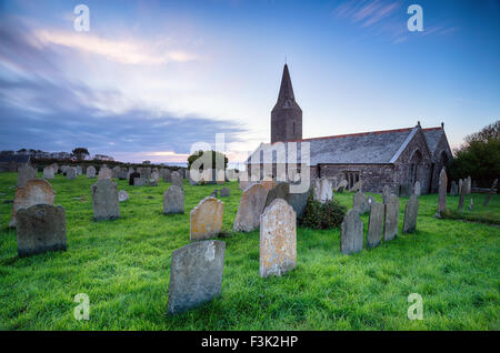 Une longue exposition de l'église à rame dans le sud-est de Cornwall Banque D'Images