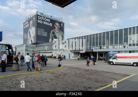 Varsovie Warszawa Zachodnia (Ouest) coach station, Varsovie, Pologne Banque D'Images