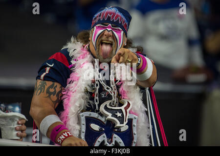 Houston, Texas, USA. 8 octobre, 2015. Un ventilateur des Houston Texans NFL avant un match entre les Houston Texans et les Indianapolis Colts à NRG Stadium à Houston, TX, le 8 octobre 2015. Les Colts 27-20. Credit : Trask Smith/ZUMA/Alamy Fil Live News Banque D'Images