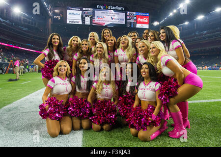 Houston, Texas, USA. 8 octobre, 2015. Les cheerleaders des Houston Texans NFL après un match entre les Houston Texans et les Indianapolis Colts à NRG Stadium à Houston, TX, le 8 octobre 2015. Les Colts 27-20. Credit : Trask Smith/ZUMA/Alamy Fil Live News Banque D'Images