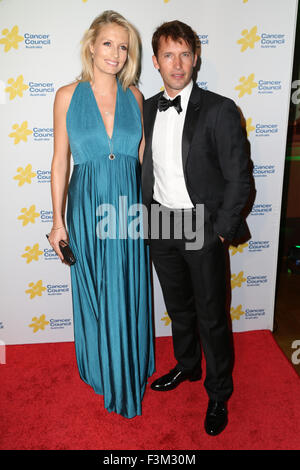 Sydney, Australie. 9 octobre 2015. James Blunt avec femme Sofia Wellesley arrivent sur le tapis rouge au Cancer Council Australia's émeraudes & Ivy à Sydney Town Hall. Crédit : Richard Milnes/Alamy Live News Banque D'Images