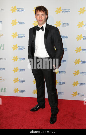 Sydney, Australie. 9 octobre 2015. La chanteuse et juge de X Factor James Blunt arrive sur le tapis rouge au Cancer Council Australia's émeraudes & Ivy à Sydney Town Hall. Crédit : Richard Milnes/Alamy Live News Banque D'Images