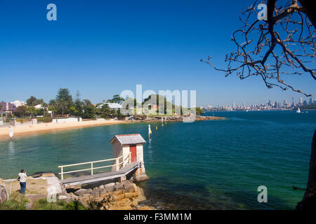 Camp Cove Beach Hut avec en premier plan, près de Watsons Bay périphérie est Sydney NSW Australie Nouvelle Galles du Sud Banque D'Images