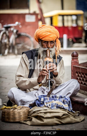 Photo street charmeur de serpent. L'Inde. Banque D'Images