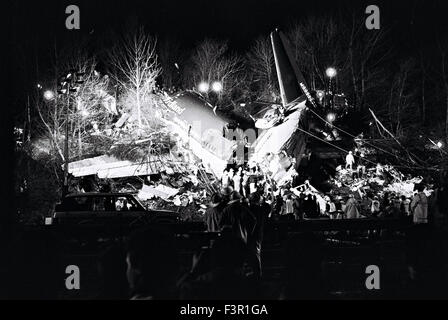 Le Kegworth catastrophes aériennes. Un Boeing 737-400 s'est écrasée sur le remblai de l'autoroute M1 près de Kegworth, Angleterre. Banque D'Images