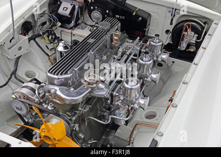 Compartiment moteur de voiture de sport Mg C Banque D'Images