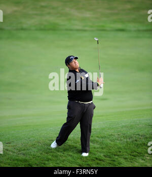 Woburn, UK, 11 Oct, 2015. Woburn, UK, 11 Oct, 2015. Kiradech Aphinbarnrat de Thaïlande au cours de la ronde finale de la British Masters à Woburn Woburn, Club de Golf en Angleterre Crédit : © David Partridge/Alamy Live News Banque D'Images