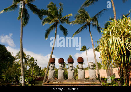 Moai de Rapa Nui. Statues en pierre. Centre Culturel polynésien. O'ahu. Hawaii. Le Centre Culturel polynésien (PCC) est un e-polynésien Banque D'Images