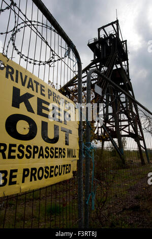 La mine de Penalta, Galles du Sud, Royaume-Uni. 11 octobre, 2015. La liquidation house est un bâtiment classé et est en vente. L'objectif pour l'immeuble à être développé dans d'appartements et ils vous donnent sur la vieille de liquidation, qui est également inscrit comme monuments historiques importants pour les mineurs dans le sud du Pays de Galles. Credit : Roger tiley/Alamy Live News Banque D'Images