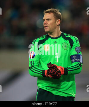 Leipzig, Allemagne. Oct 11, 2015. Manuel Neuer de l'Allemagne au cours de la réaction de l'UEFA EURO 2016 match de qualification entre l'Allemagne et la Géorgie au Red Bull Arena, à Leipzig, Allemagne, 11 octobre 2015. Photo : Jens Wolf/dpa/Alamy Live News Banque D'Images