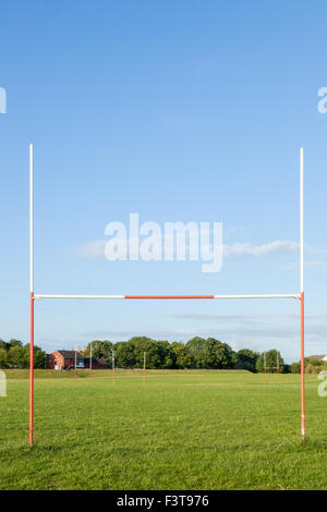 Rugby postes à Nottingham RFC modernes sol, England, UK Banque D'Images