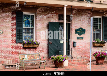 La vieille brique Inn (Wrightson Jones House), 401, rue Talbot du Sud, St. Michaels, Maryland Banque D'Images