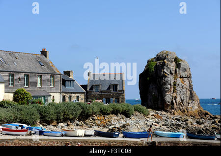 Pors Hir,du port et de la plage,Plougrescant Tregor,Côtes-d'Armor,Bretagne,Bretagne,France Banque D'Images