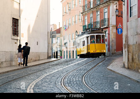 En Tramway typique Place du Commerce Banque D'Images