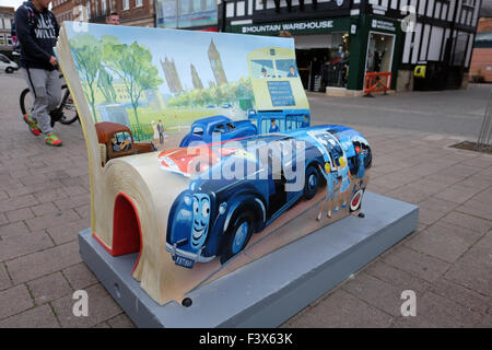 Ladybird bancs livre installés dans loughborough pour célébrer les 100 ans de ladybird books Banque D'Images