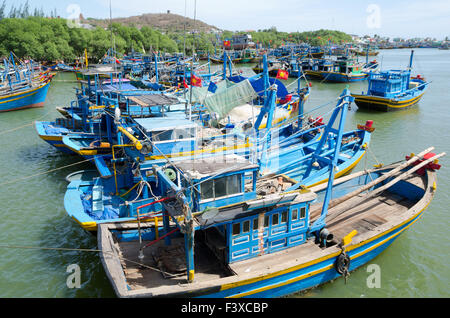 Bateaux de pêche au Vietnam Banque D'Images