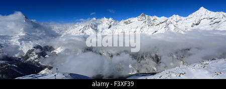 Neige de l'hiver, massif des Alpes Suisse, Zermatt, Valais, Alpes valaisannes, suisse, sud de l'Europe. Banque D'Images