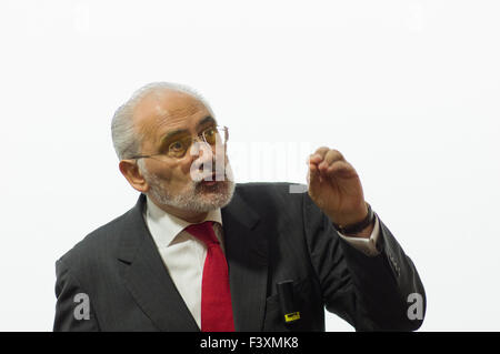 Carlos Mesa Gisbert, ex-président de la Bolivie à l'appui de la société Anglo-Bolivian Mentions de la Bolivie offre pour l'accès à la mer. Banque D'Images