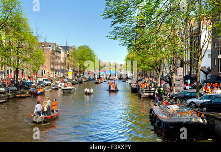 Célébration de la queensday à Amsterdam. Banque D'Images