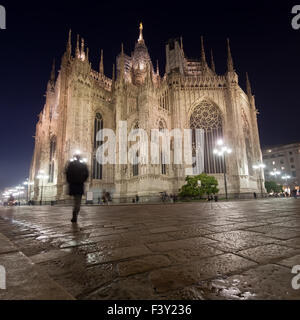 La cathédrale de Milan de nuit Banque D'Images