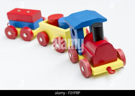 Train jouet en bois pour les enfants Banque D'Images