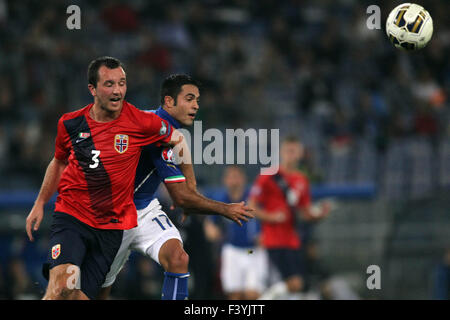 Rome, Italie , Olimpyc Stadium le 13 octobre 2015. Football / Soccer : France 2016 européen de qualification : le Groupe h, l'Italie contre la Norvège Italie gagne le match, score Tettey (Ni) Florenzi (ita) Pellè (ita) (photo : Marco Iacobucci/Alamy live news) Banque D'Images