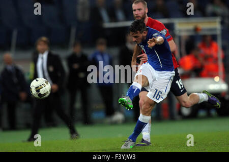 Rome, Italie , Olimpyc Stadium le 13 octobre 2015. Football / Soccer : France 2016 européen de qualification : le Groupe h, l'Italie contre la Norvège Italie gagne le match, score Tettey (Ni) Florenzi (ita) Pellè (ita) (photo : Marco Iacobucci/Alamy live news) Banque D'Images