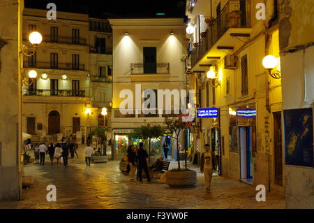 Rodi Garganico, Italie : Centre de la ville historique sur la péninsule de Gargano, dans la province de Foggia. Banque D'Images