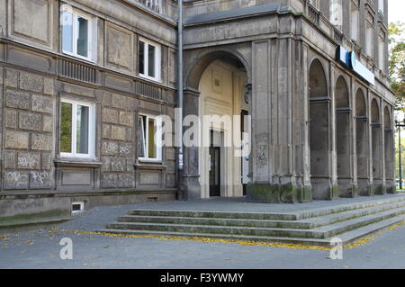 Nowa Huta, Cracovie. Ancien symbole de communisme en Pologne. Plac Centralny, Ronald Regan maintenant Square. L'architecture stalinienne. Banque D'Images