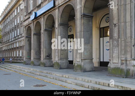 Nowa Huta, Cracovie. Ancien symbole de communisme en Pologne. Plac Centralny, Ronald Regan maintenant Square. L'architecture stalinienne. Banque D'Images