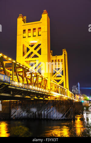 Porte d'or pont-levis à Sacramento Banque D'Images