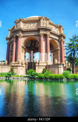 Le Palais des Beaux-Arts à San Francisco Banque D'Images