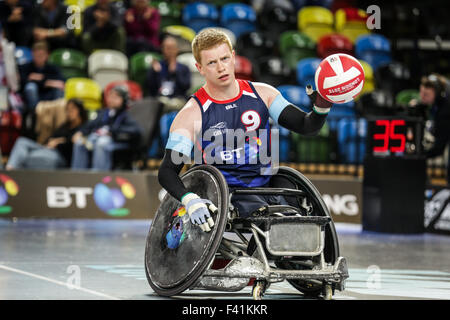 Londres, Royaume-Uni. 13 Oct, 2015. L'équipe de l'Australie a battu GO 57-55 dans le monde de Rugby en fauteuil roulant au défi la boîte de cuivre, Queen Elizabeth Olympic Park, Londres, UK. Go no 9 Jim Roberts marque un essai. 13 octobre, 2015. Credit : carol moir/Alamy Live News Banque D'Images