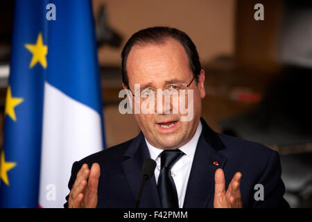 Le président Hollande parle aux troupes françaises à Bangui, République centrafricaine Banque D'Images