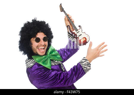 L'homme drôle avec toy guitar isolated on white Banque D'Images