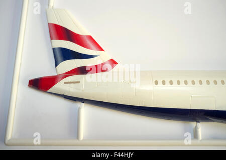 L'échelle 1:144 Revell Airbus A319 plastic model la livrée de British Airways Banque D'Images