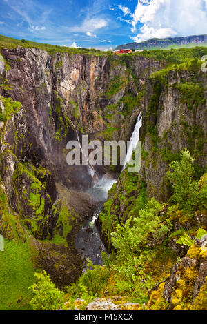 Voringfossen cascade en Norvège Hardanger Banque D'Images