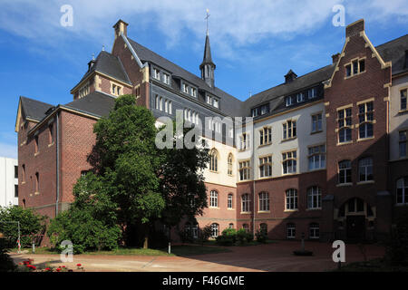 'Altenheim Irmgardisstift Franziskanerinnenkloster Viersen-Suechteln, ehemaliges dans, Niederrhein, Nordrhein-Westfalen Banque D'Images