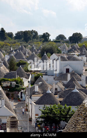 Maisons Trulli Alberobello, vallée d'Itria, Pouilles, Italie du Sud, l'Europe. Banque D'Images