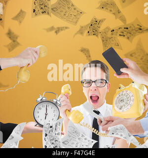 Image composite de hand holding phone Banque D'Images