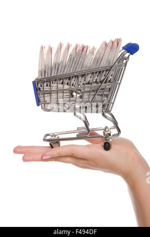 Les sachets de thé dans la région de panier sur le palm Banque D'Images